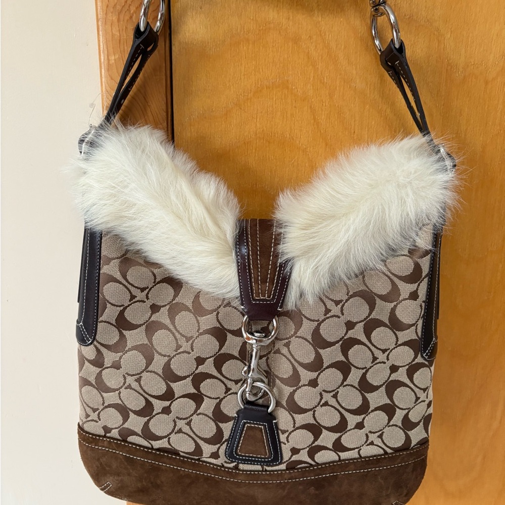 BRAND NEW COACH BAG 
Stylish Brown and Cream Designer Shoulder Bag